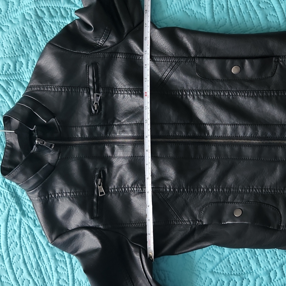 Black jacket - Picture 7 of 7